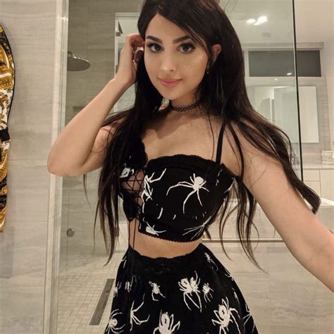 SSSniperWolf Bio, You Tuber, Age, Boyfriend, Family, Net Worth